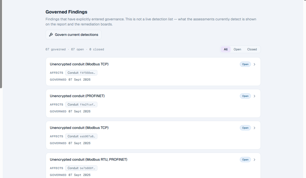 The OTReady governed findings list for an illustrative process-industry configuration, each finding attributed to the architecture object it concerns.